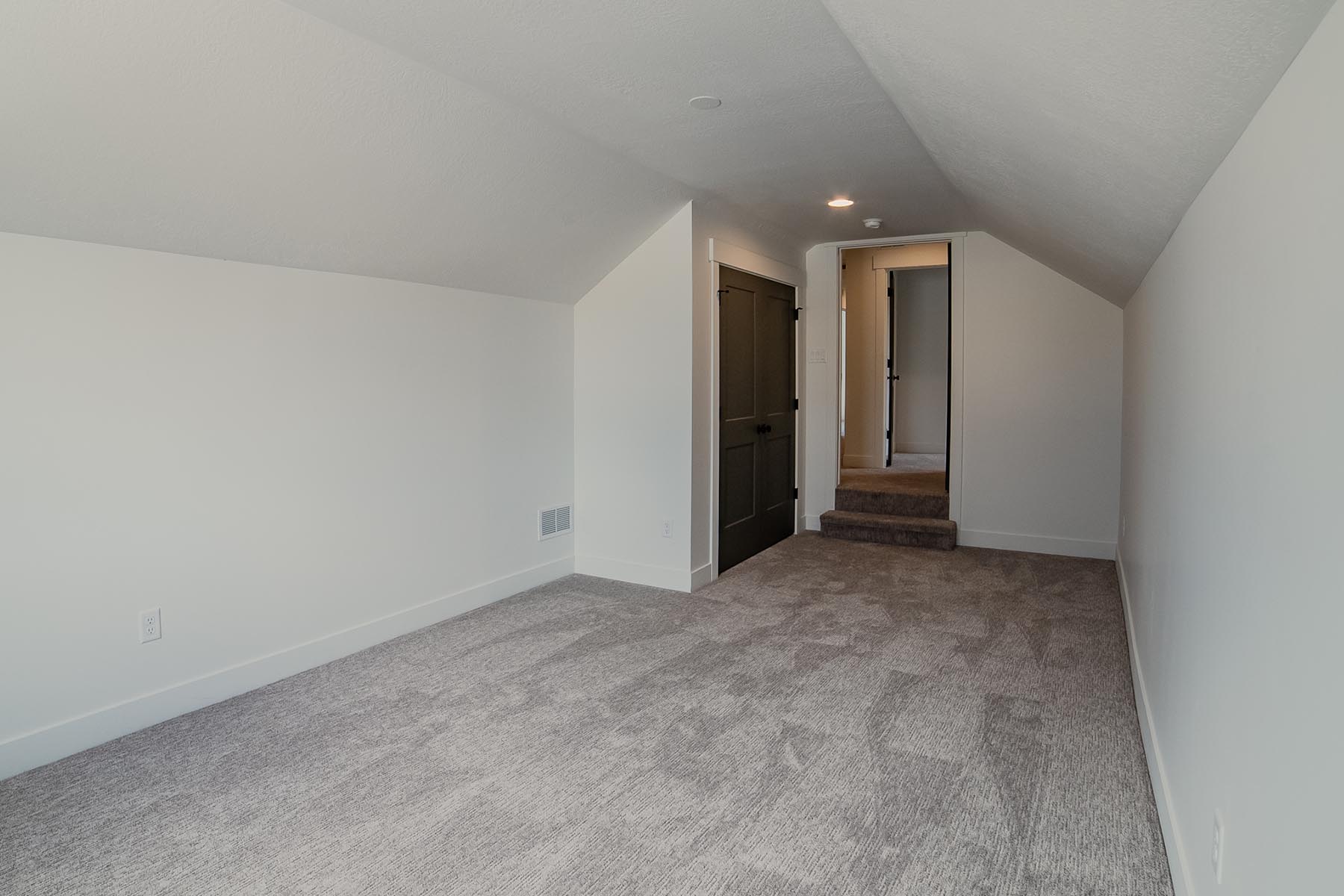 HP1025 Roosevelt_0006_Photo Aug 14 2024, 1 20 22 PM