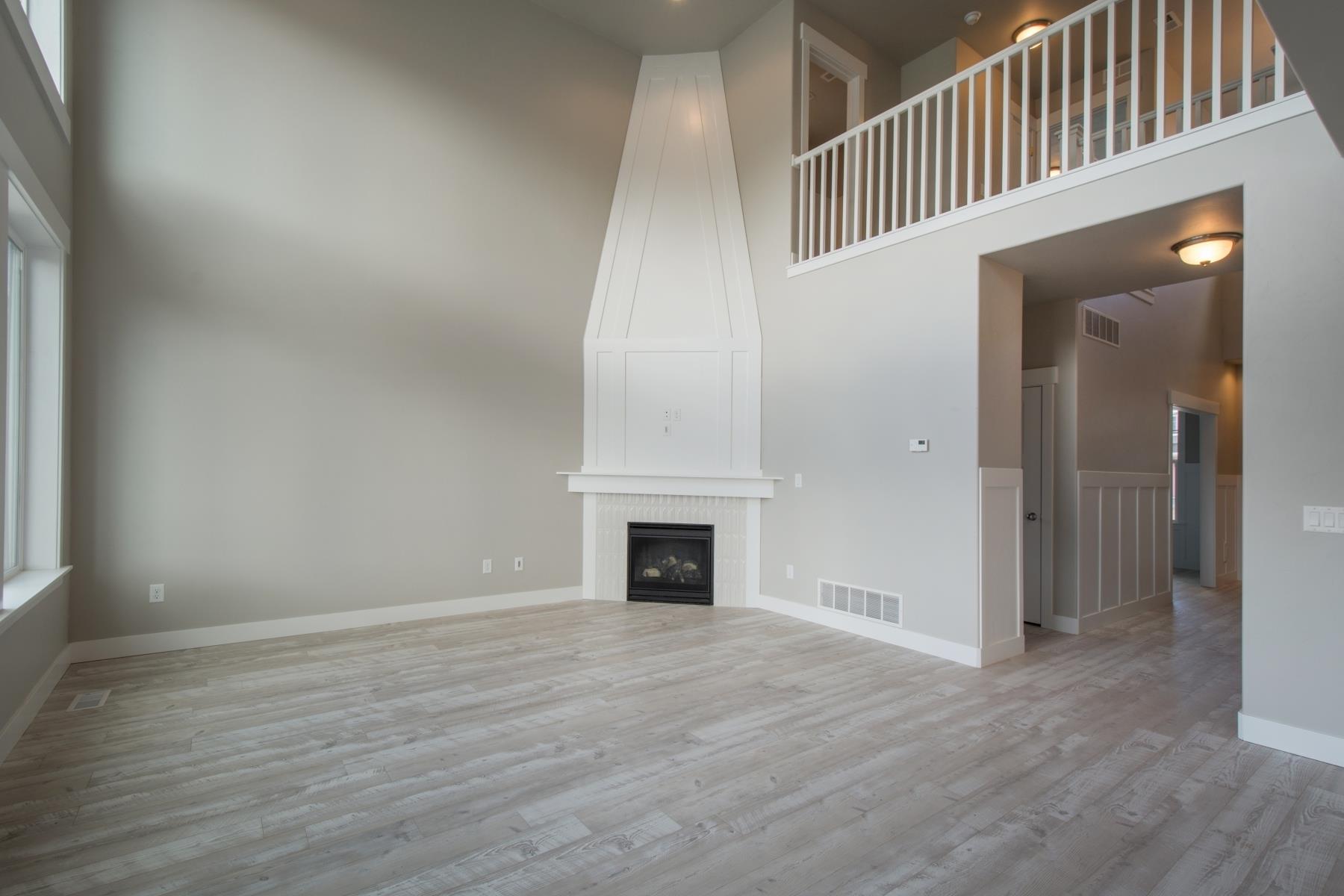 Living Room 3 – Sheridan