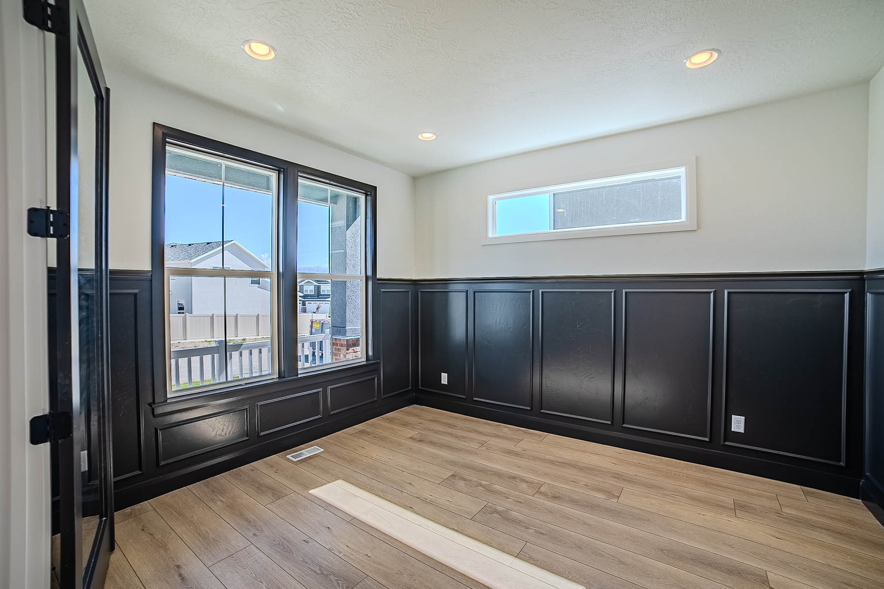 FH 11214_0002_Photo May 06 2026, 2 47 41 PM (32)